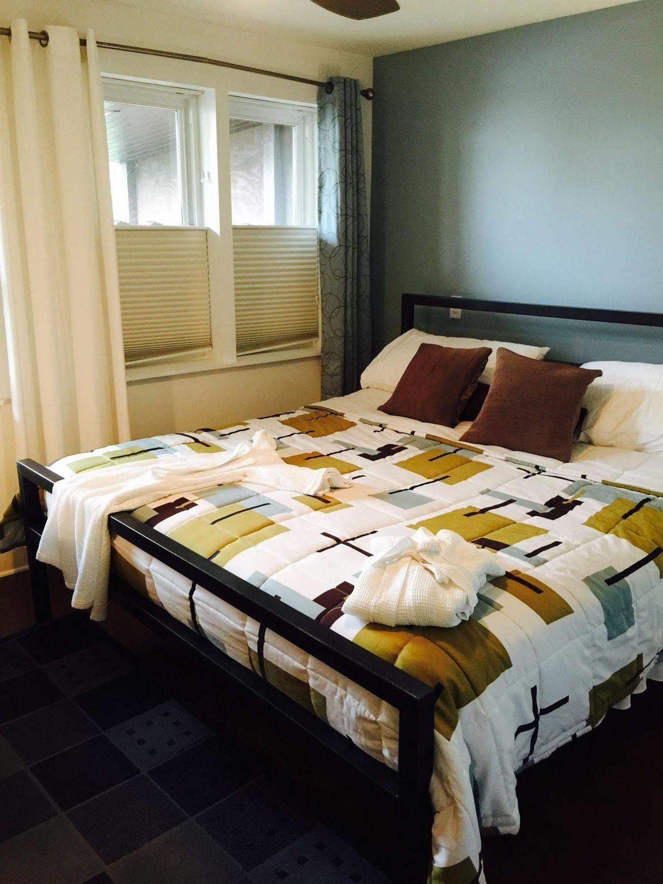 House 5863- Chicago'S Premier Bed And Breakfast Exteriör bild